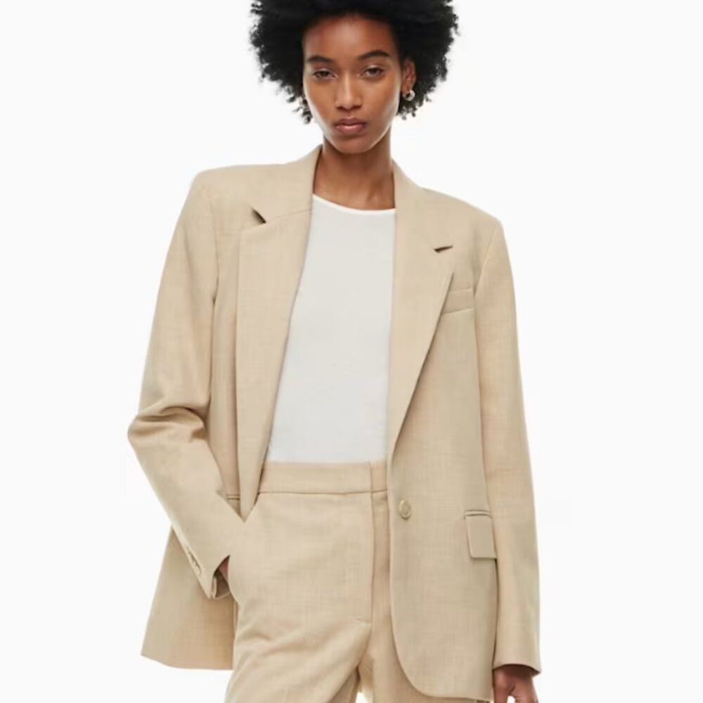 NWT! Beige Wilfred Aritzia Generation Blazer size 2xs